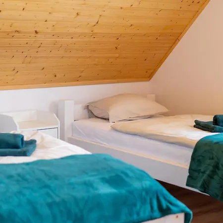 Sloneczne Chatki شكلارسكا بوريبا